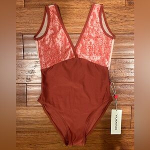 Yumiko Alicia Leotard Medium